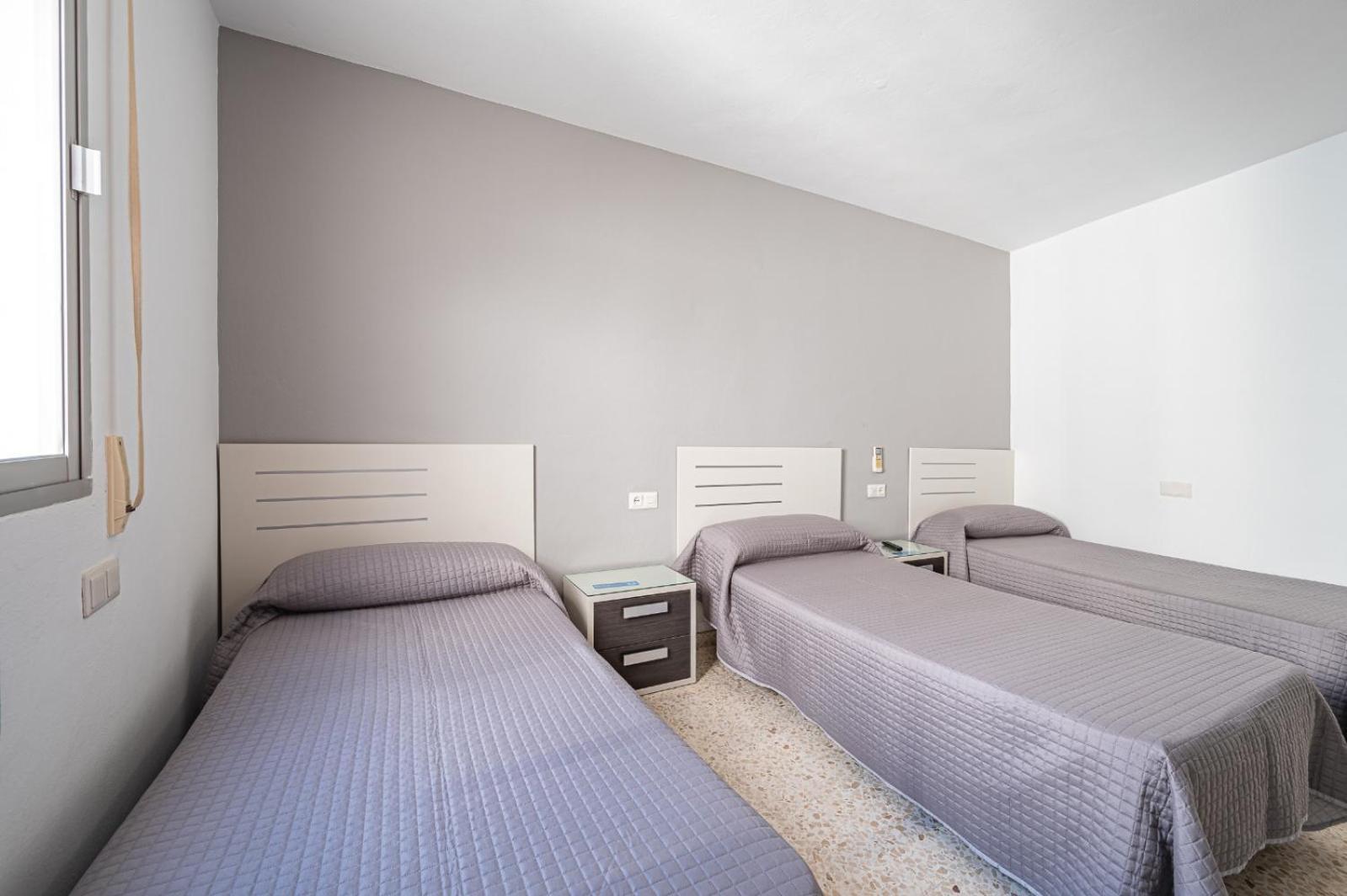 Hostal Ocana Manilva Extérieur photo