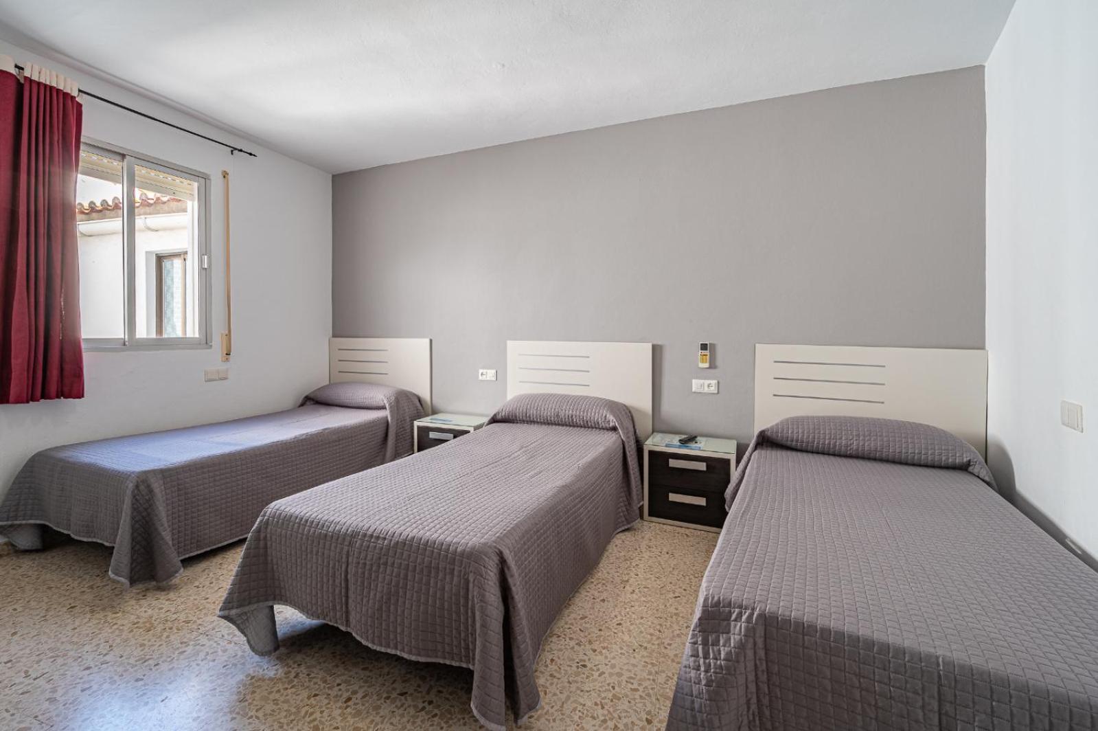 Hostal Ocana Manilva Extérieur photo