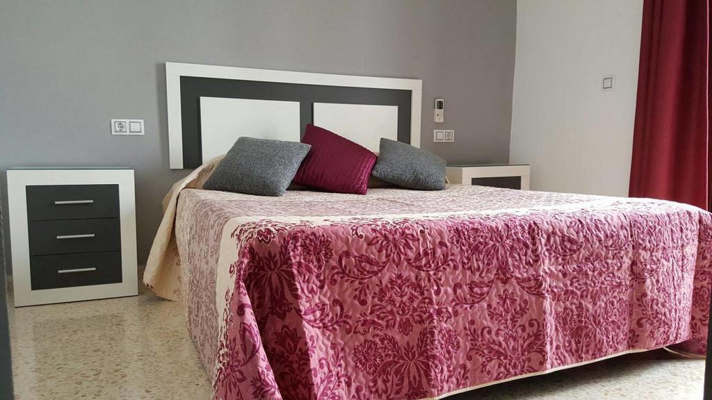 Hostal Ocana Manilva Extérieur photo